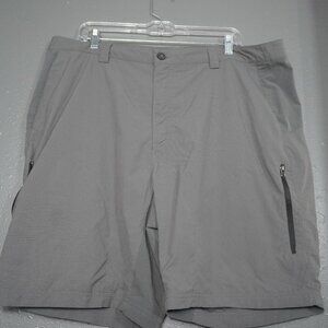 Magellan Outdoors Mens Dark Grey 100% Nylon Cargo Button Close Shorts Size 40